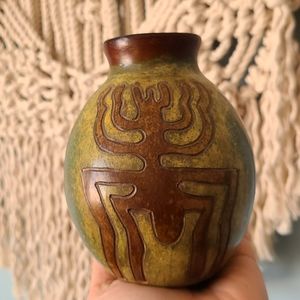 Vintage Peruvian Pottery Vase